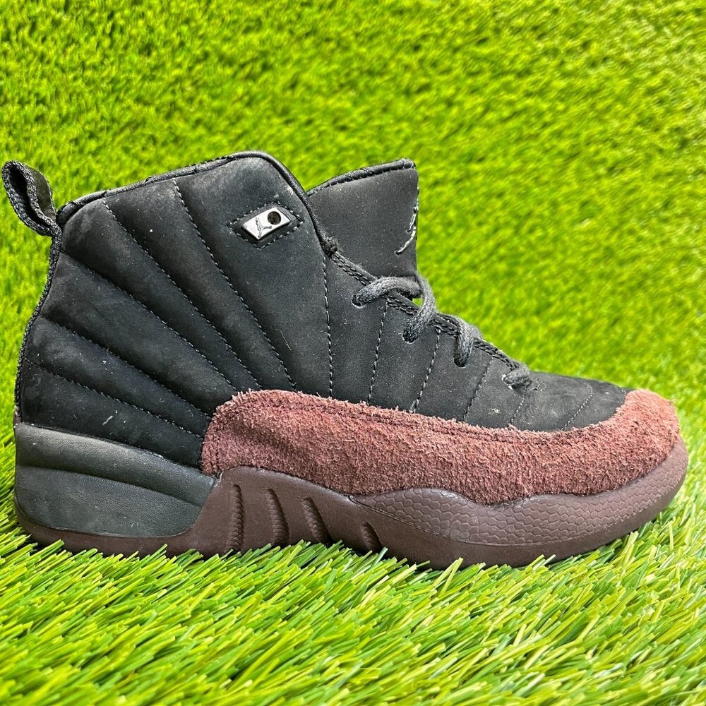 Nike Air Jordan 12 Retro SP Boys Size 1.5Y Black Red Basketball Shoes Sneakers